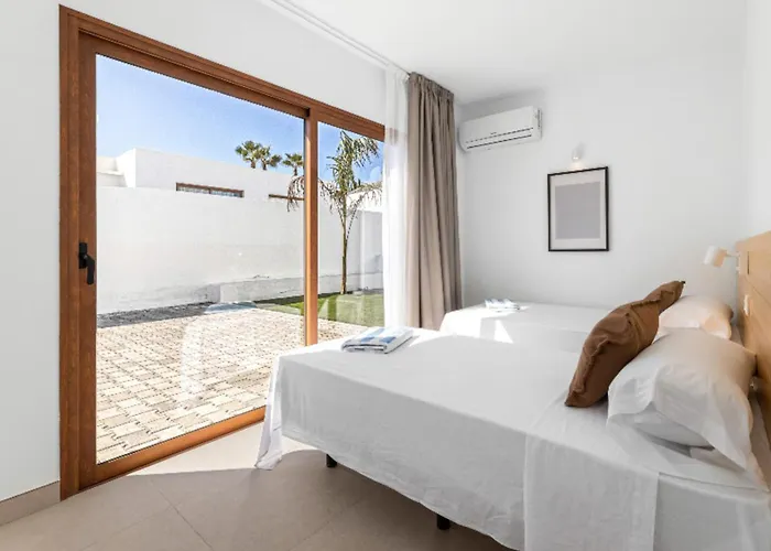 Altos Arbea 8b By Escape * Playa Blanca (Lanzarote)